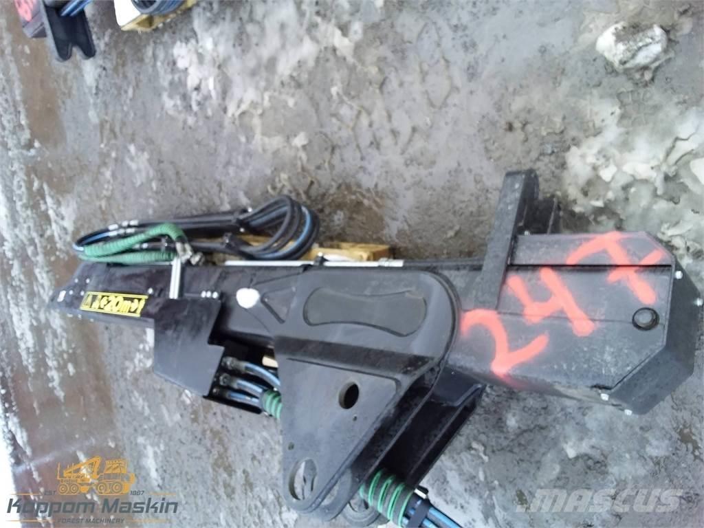 John Deere CF885 Forwarder cranes