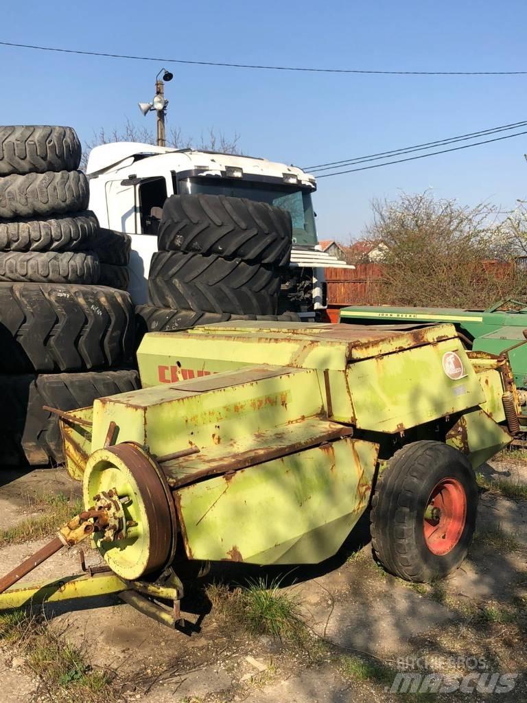 CLAAS Markant Square balers