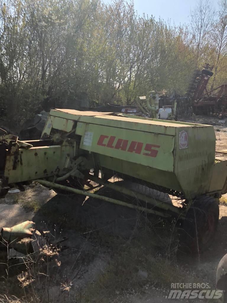 CLAAS Markant Square balers