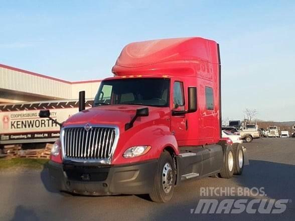 International LT Tractor Units