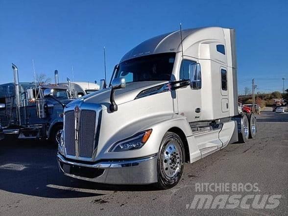 Kenworth T680 Tractor Units