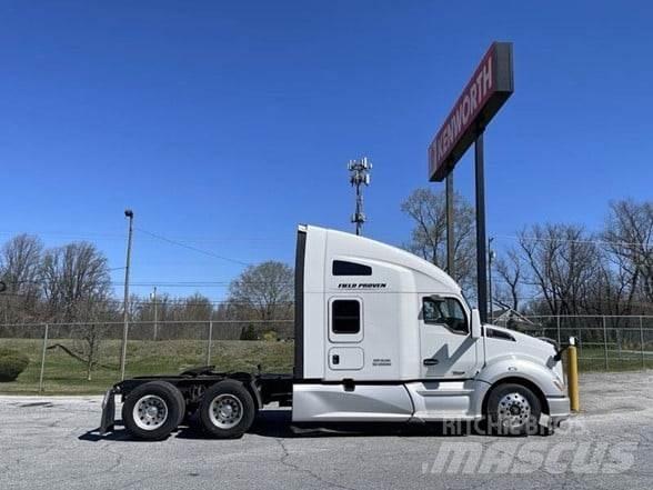 Kenworth T680 Tractor Units