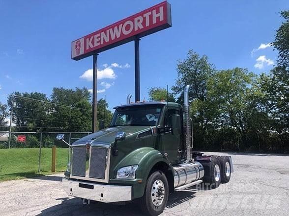 Kenworth T880 Tractor Units