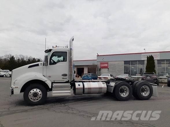 Kenworth T880 Tractor Units