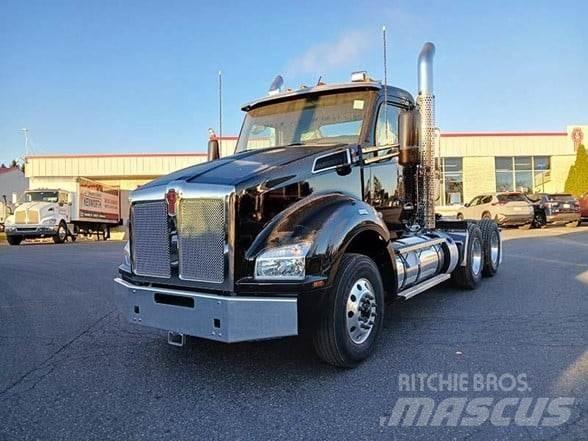 Kenworth T880 Tractor Units
