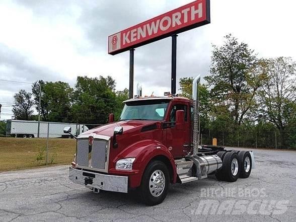 Kenworth T880 Tractor Units