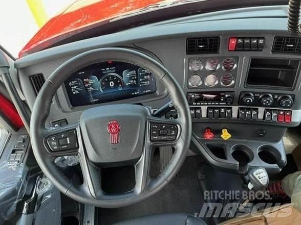 Kenworth T880 Tractor Units