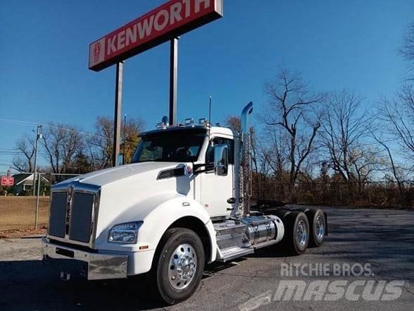 Kenworth T880 Tractor Units