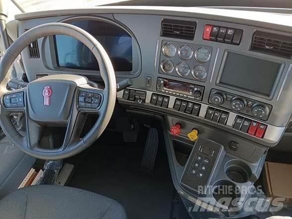 Kenworth T880 Tractor Units