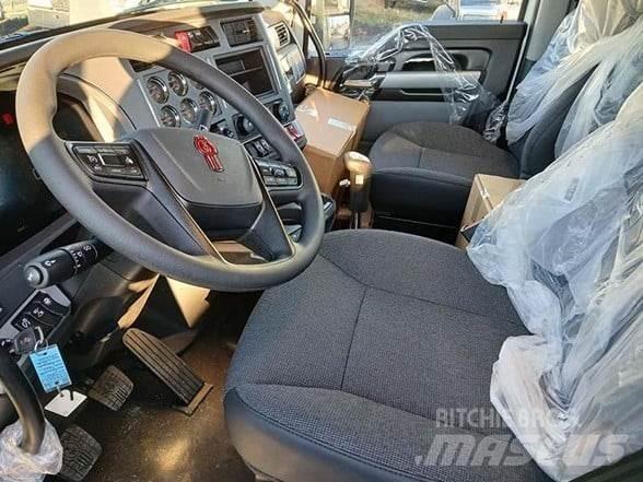 Kenworth T880 Tractor Units