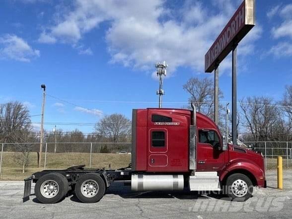 Kenworth T880 Tractor Units