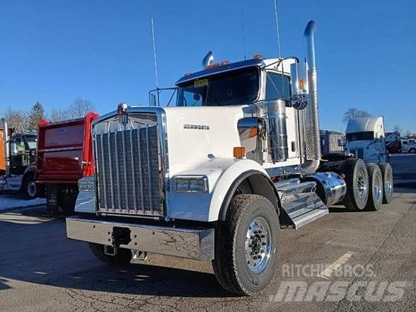 Kenworth W900B Tractor Units