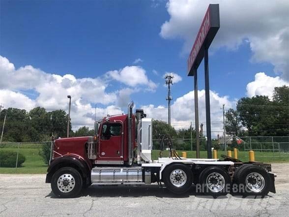 Kenworth W900B Tractor Units