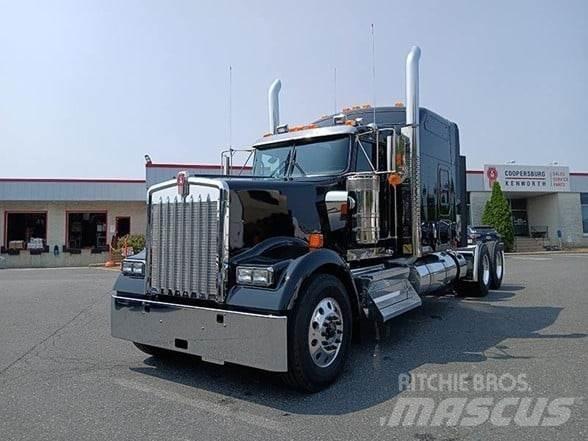 Kenworth W900L Tractor Units