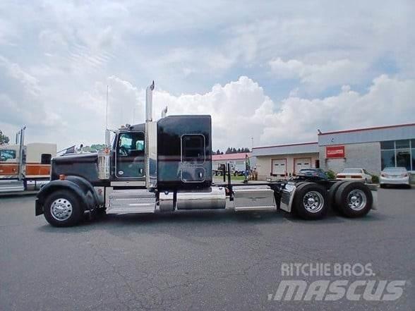 Kenworth W900L Tractor Units