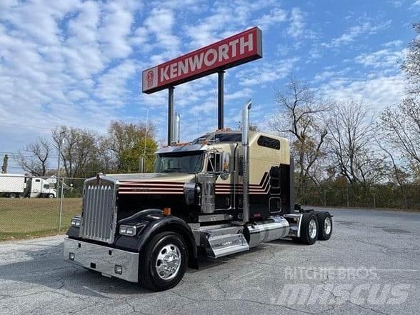 Kenworth W900L Tractor Units