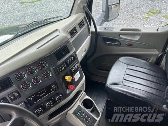 Peterbilt 567 Tipper trucks