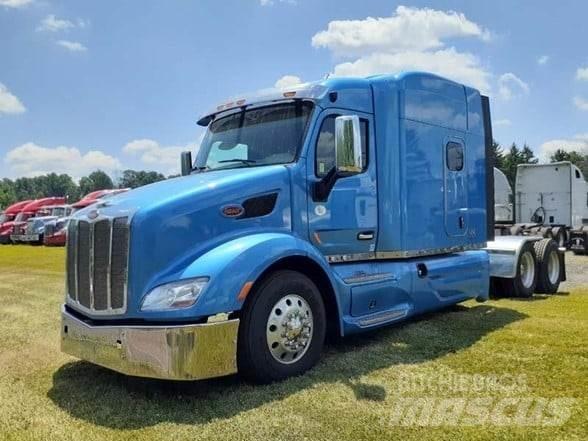 Peterbilt 579 Tractor Units