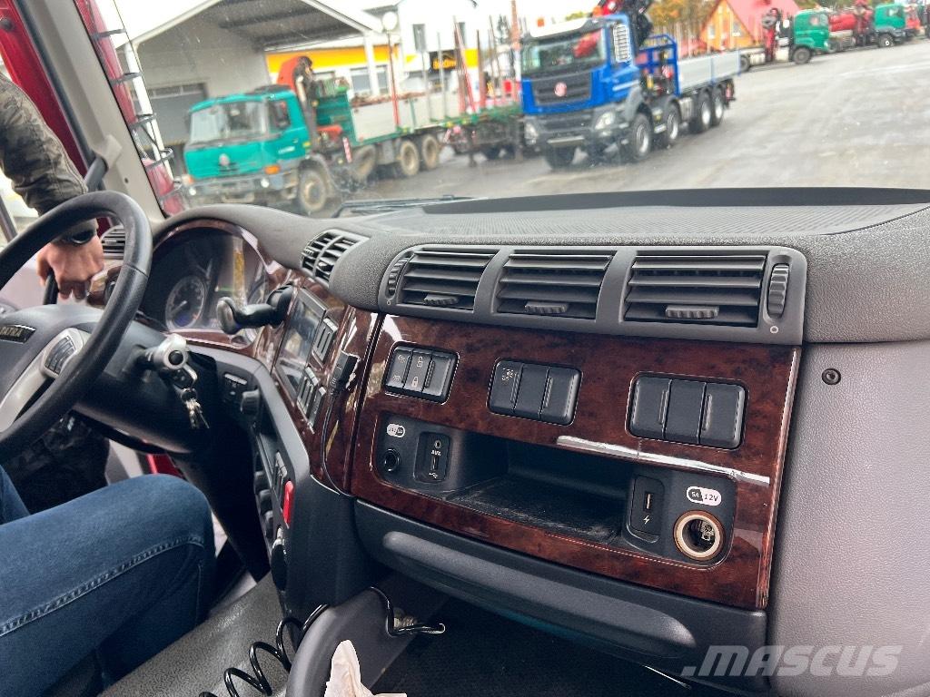 Tatra T158 Flatbed / Dropside trucks