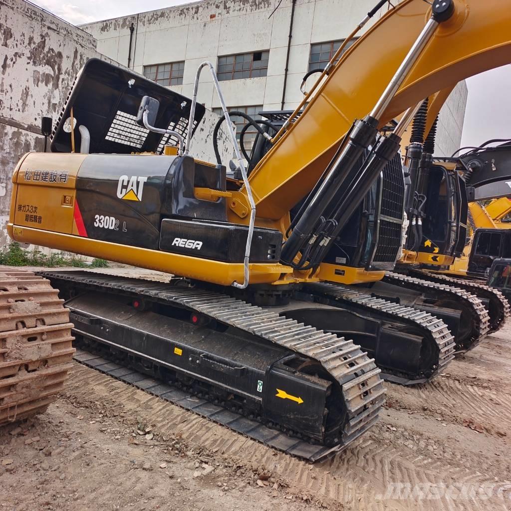CAT 324 D2L Crawler excavators
