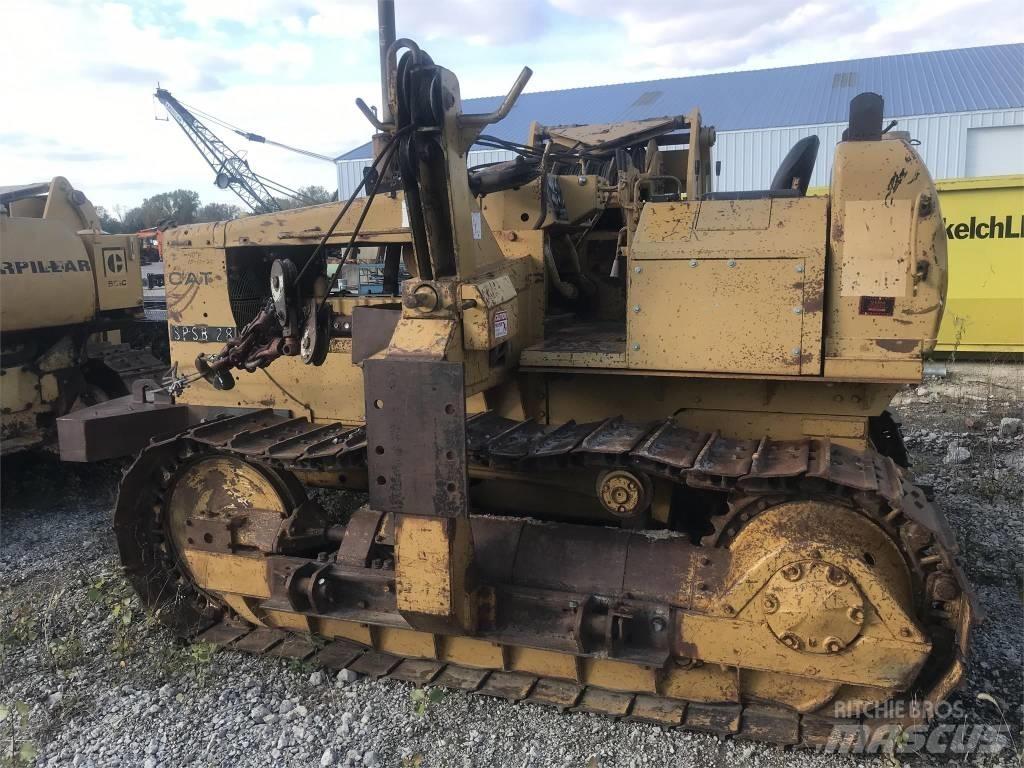 CAT 561 D Pipelayer dozers