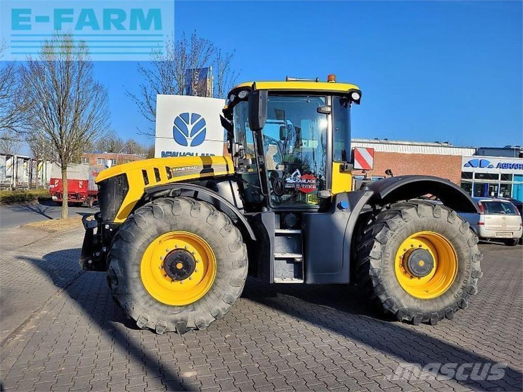 JCB 4220 fastrac Tractors
