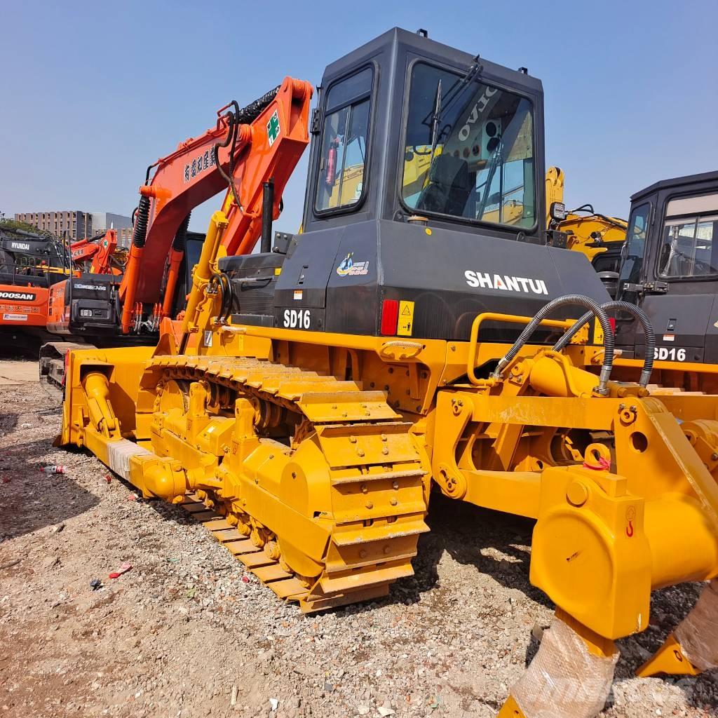 Shantui SD 16 Crawler dozers