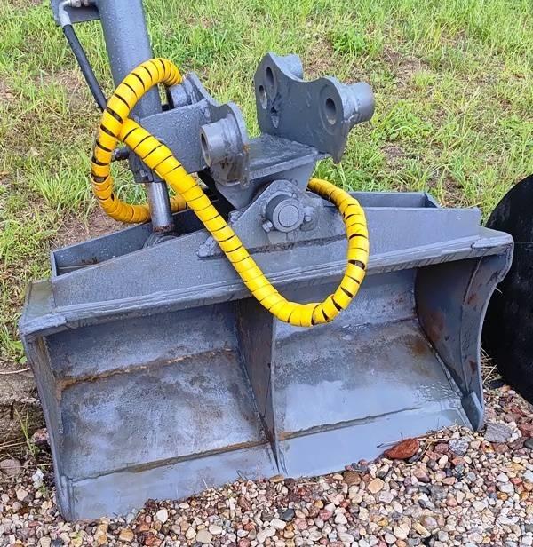 JCB 3 CX Backhoe loaders