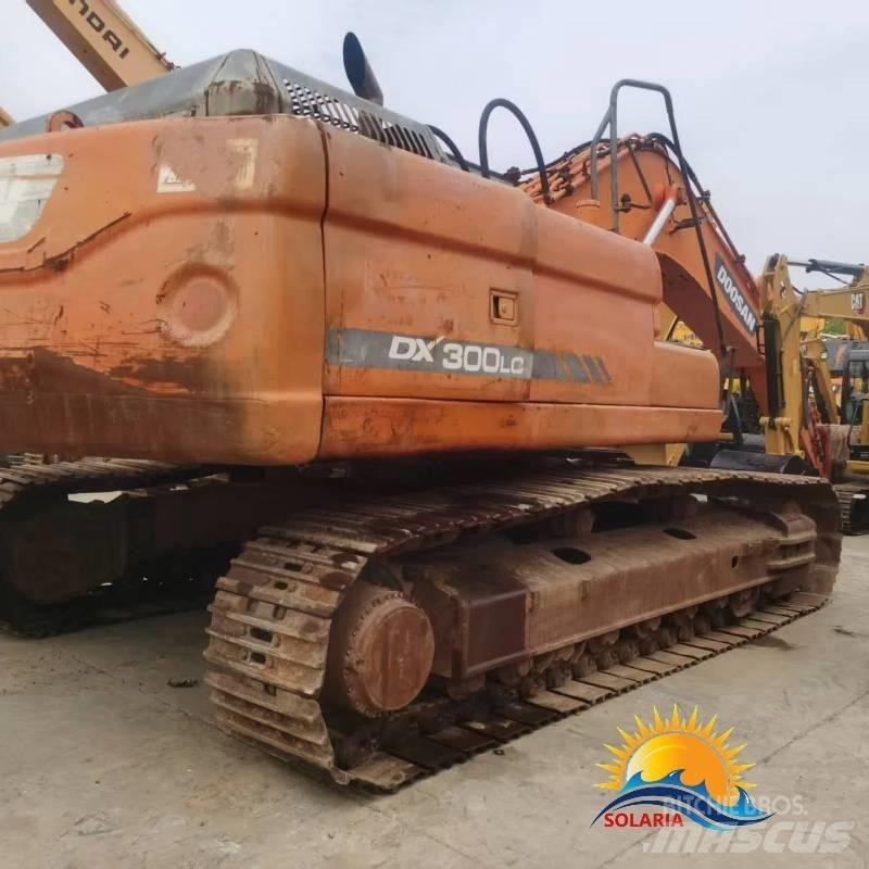 Doosan DX 300 LC Midi excavators  7t - 12t