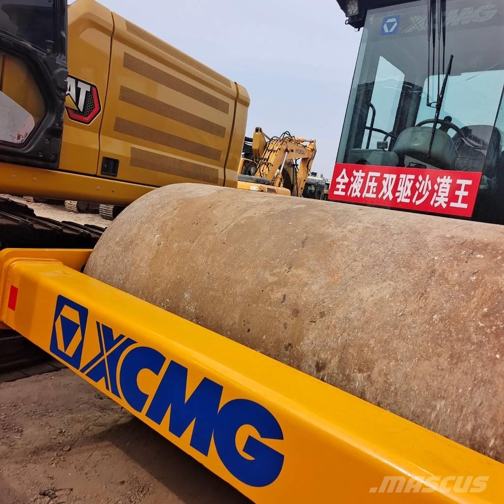XCMG XS 143 J Single drum rollers