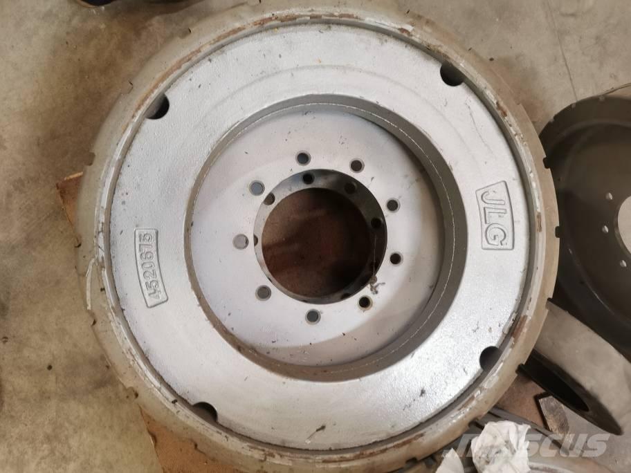 JLG E 300 AJP Tyres, wheels and rims