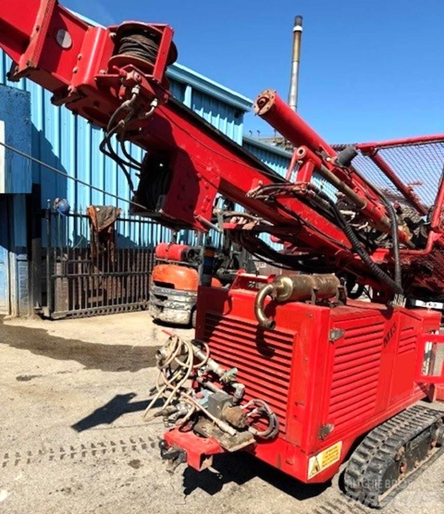 Massenza MI3 Piling rigs