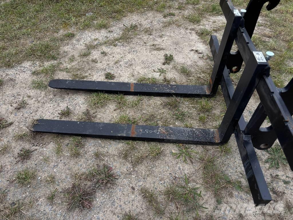 JCB 406 / 407 Forks