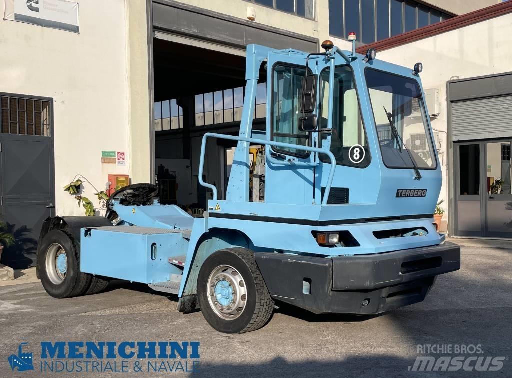 Terberg YT222 Terminal tractors