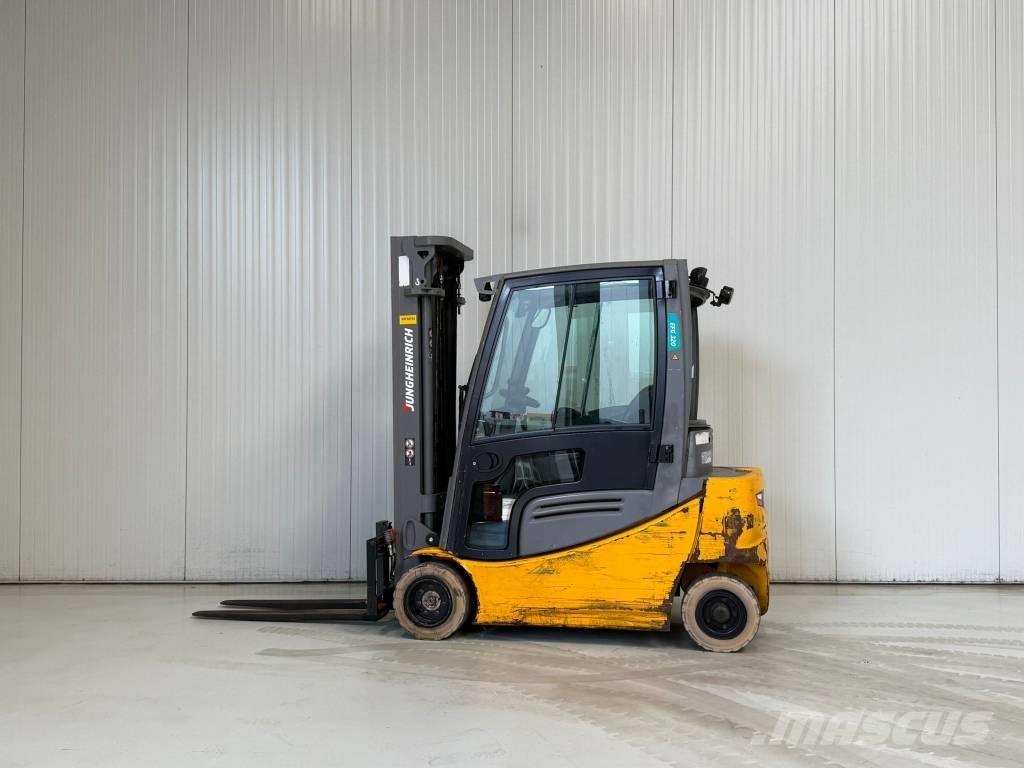 Jungheinrich EFG320 Electric forklift trucks