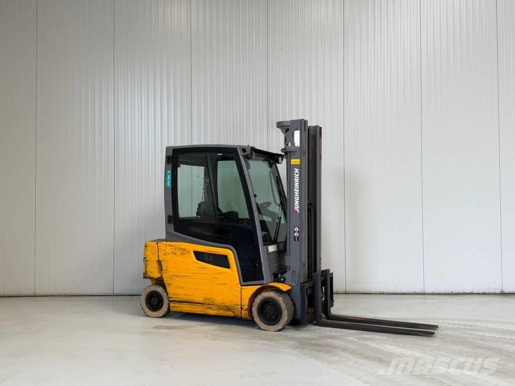 Jungheinrich EFG320 Electric forklift trucks