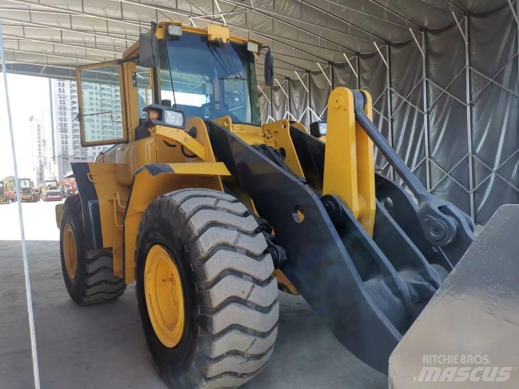 Volvo L 120 E Wheel loaders