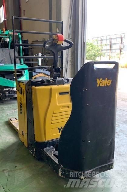 Yale MP20X Low lifter with platform