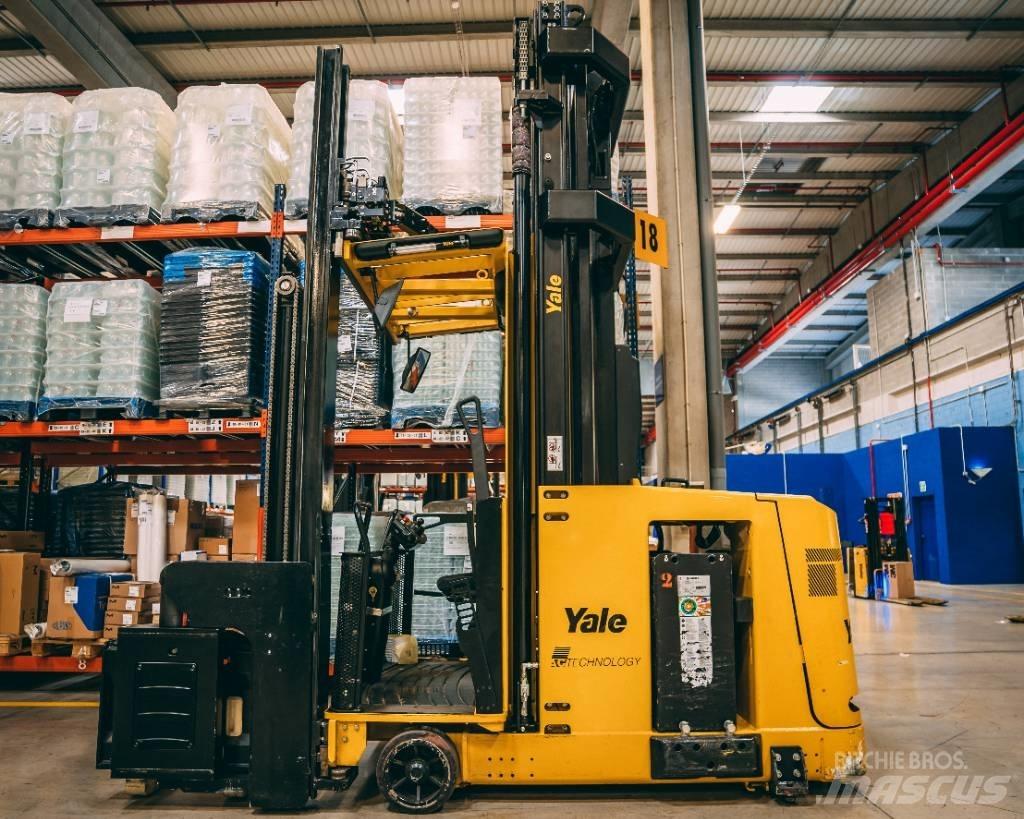 Yale MTC10 Narrow aisle truck