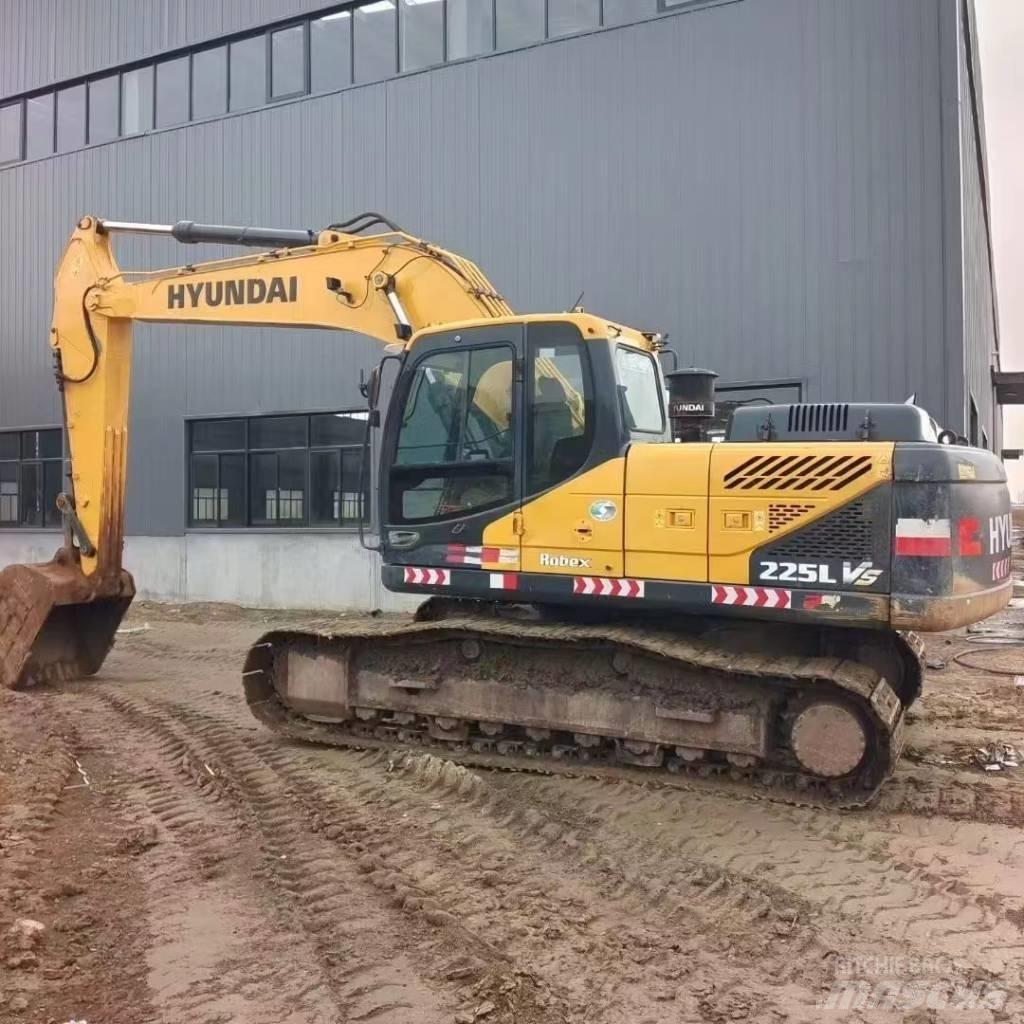 Hyundai R215VS Wheeled excavators