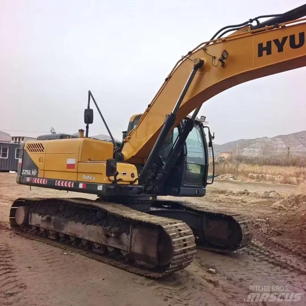 Hyundai R215VS Wheeled excavators