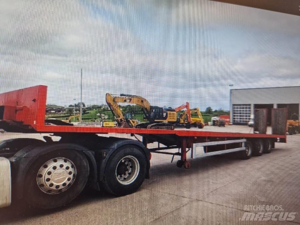 Montracon 3 Axles Low loader-semi-trailers