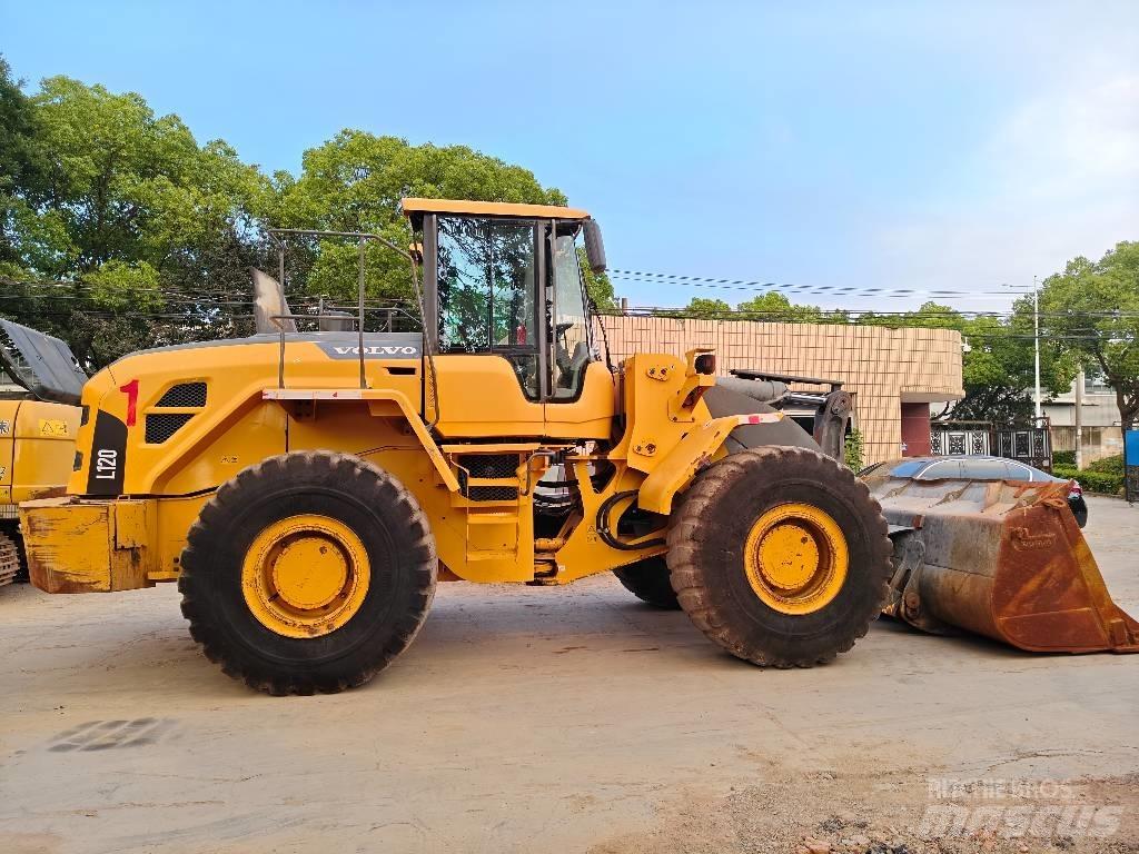 Volvo L 120 Wheel loaders