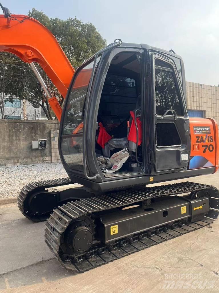 Hitachi ZX70 Crawler excavators