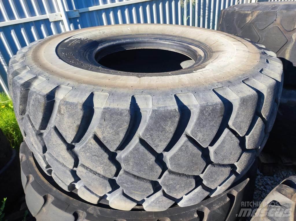  23.5 R25 TYERS Tyres, wheels and rims