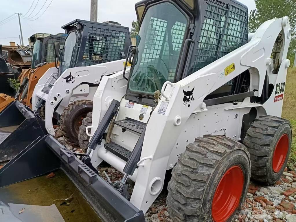 Bobcat S 330 Skid steer loaders