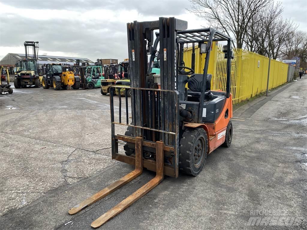 Doosan D25S-5 Diesel trucks