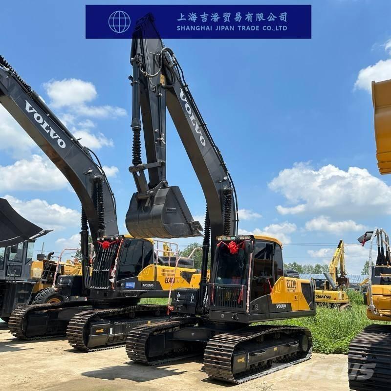 Volvo EC 220 Crawler excavators