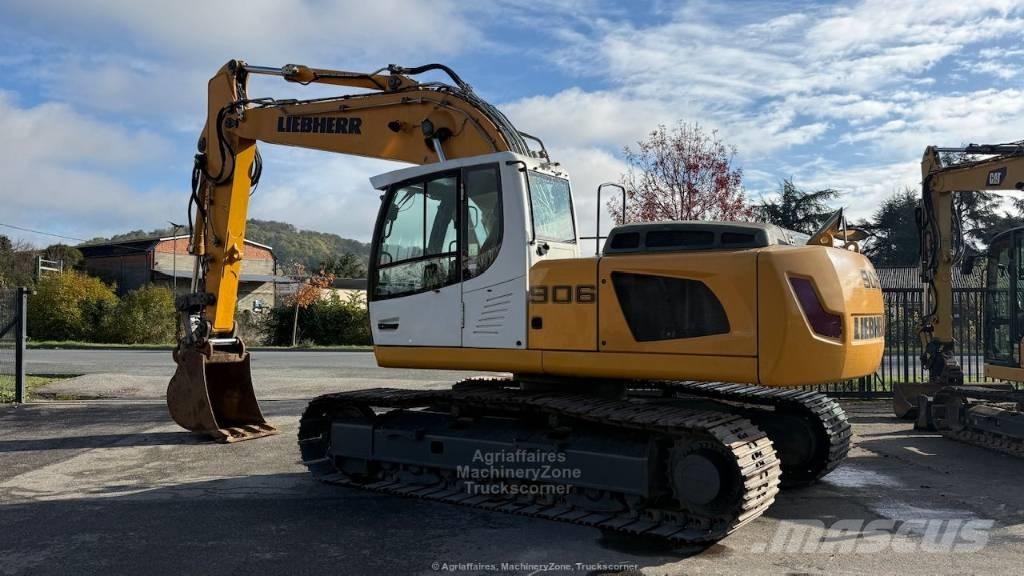 Liebherr R 906 Crawler excavators
