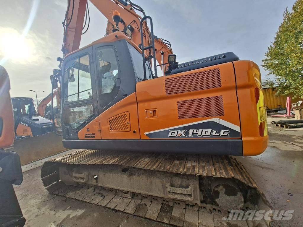 Doosan DX 140 LC Crawler excavators